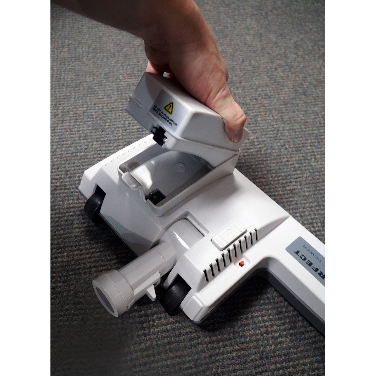 Power Nozzle - 12" (30.5 cm) Width - Black - V-Shaped Belt - Wireless with Charger - Wood Roller Brush - Perfect PN1BBK