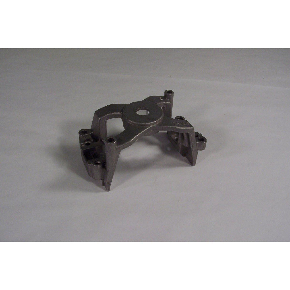 BRACKET MOTOR LAMB L607653